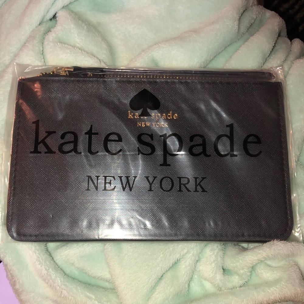 Black Kate Spade wristlet